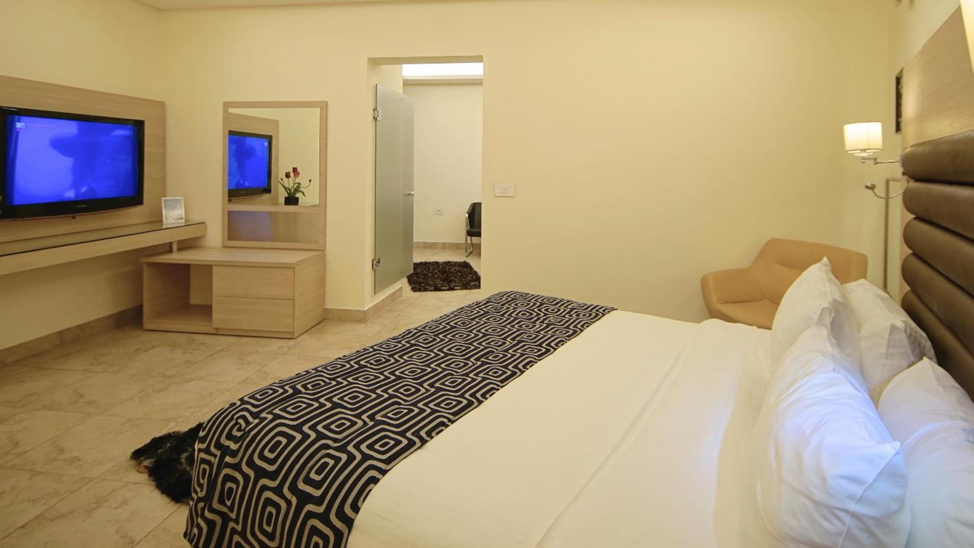 Hotel Xperience Jounieh Exterior foto