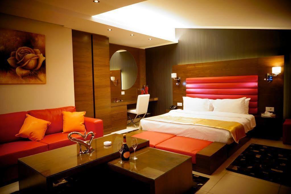 Hotel Xperience Jounieh Exterior foto